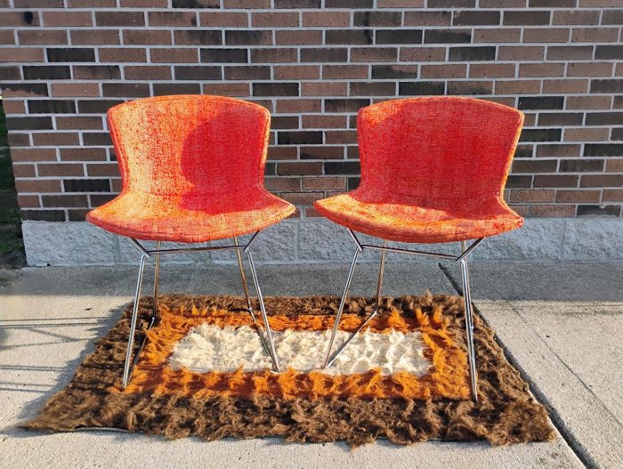 Pair of Early Harry Bertoia for Knoll Lounge Chairs