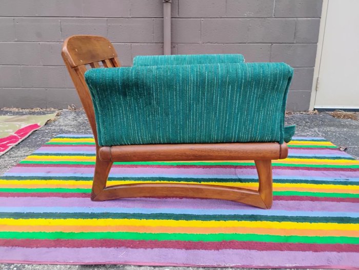 Adrian Pearsall STYLE Lounge Chair