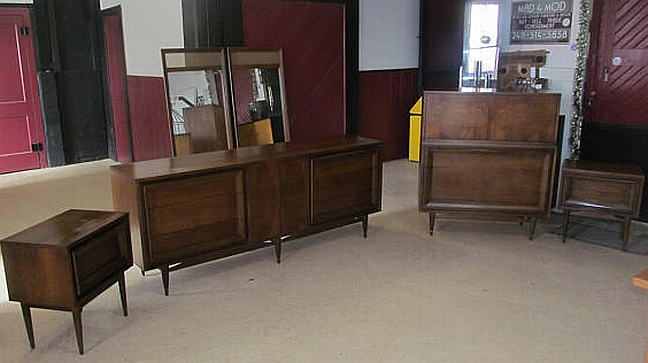 Basic Witz 1960s Walnut 6 Piece Bedroom Set Mad4mod